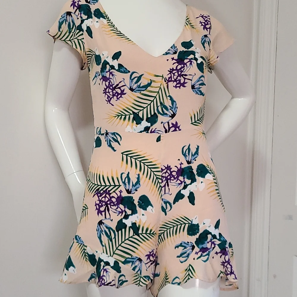 For love and lemons floral romper summer vacation beach - Picture 9 of 13